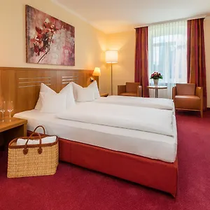 Vis A Vis Hotel